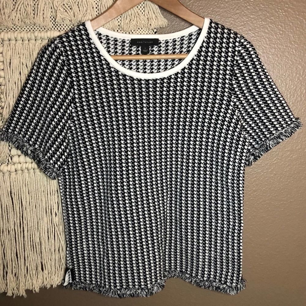 Ann Taylor Houndstooth Top